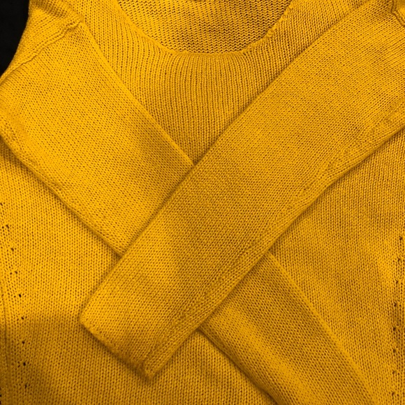 Sweater - Picture 3 of 5